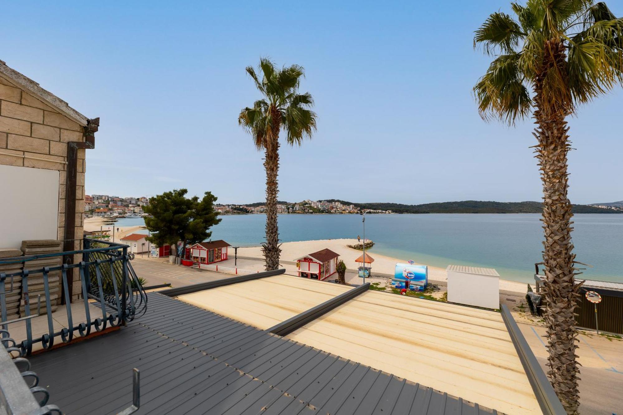 Villa Okruk-10 Meters Away From The Beach Округ Горни Экстерьер фото
